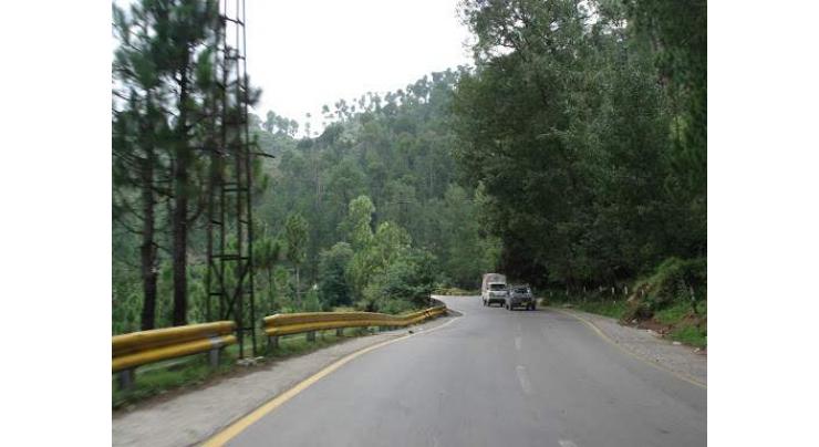 Advisor to CM visits Murree Road; inspects progress on beautification projects

