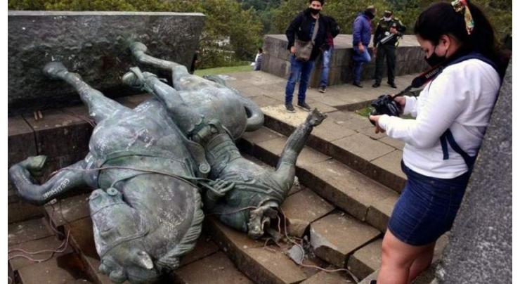 Indigenous Protesters Topple Conquistador Statue in Southwestern Colombia - Reports