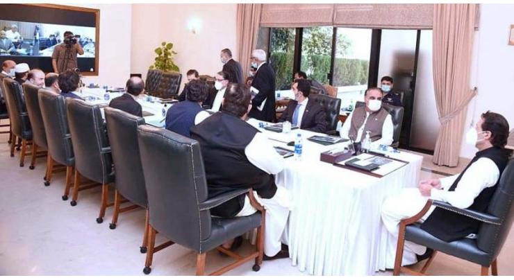 Prime Minister assures businessmen of govt's commitment to remove hurdles in way of business activities
