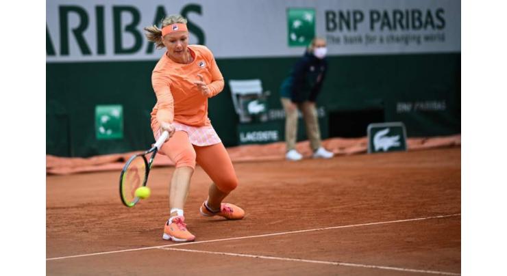 Bertens in wheelchair after stormy Roland Garros clash, accused of 'faking'

