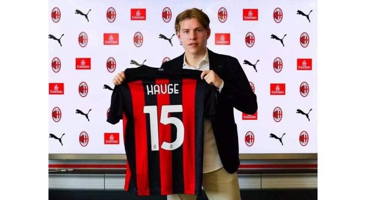 AC Milan sign promising Norwegian striker Hauge
