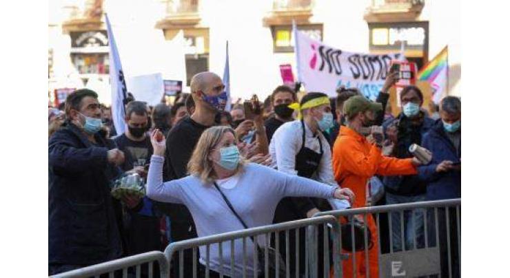 Spanish Bar Owners Rally in Barcelona Against New Closures, Restrictions Over COVID-19