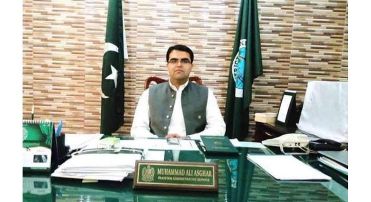 Deputy Commissioner directs to resolve problems of overseas Pakistanis
