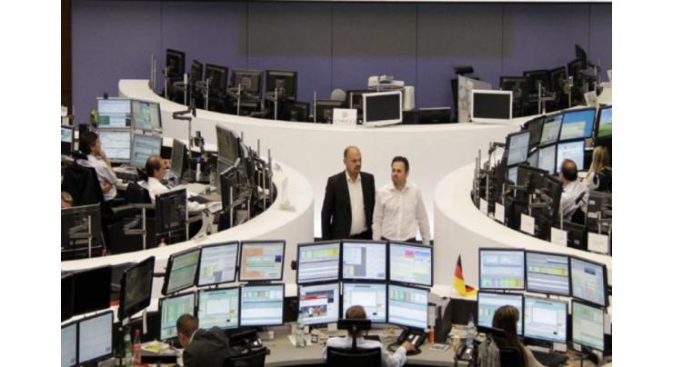 European stock markets extend losses at open
