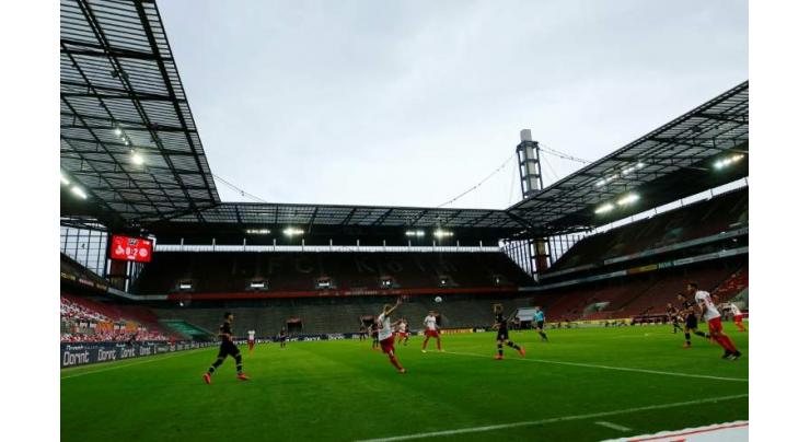 Virus forces Belgian football back behind closed doors
