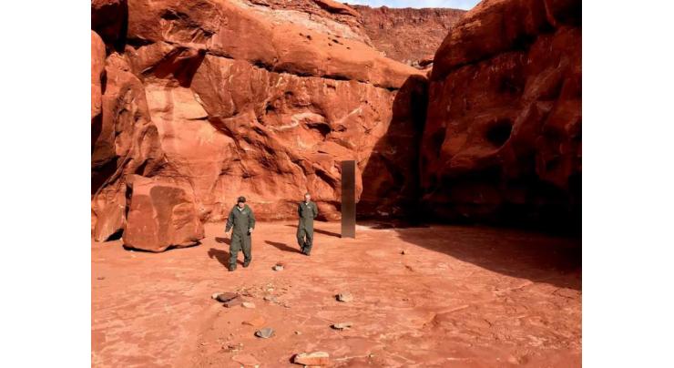Mysterious obelisk in US desert draws wild theories
