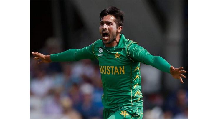 More difficult to bowl Babar as compared to Kohli: Amir
