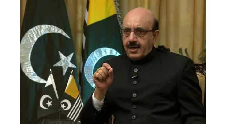 AJK President urges Niger to raise Kashmir issue at African Union forum
