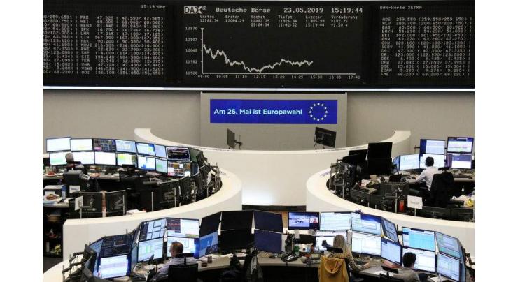 European stocks dip with Wall Street shut for Thanksgiving
