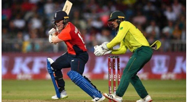 England bowl in first T20 against South Africa

