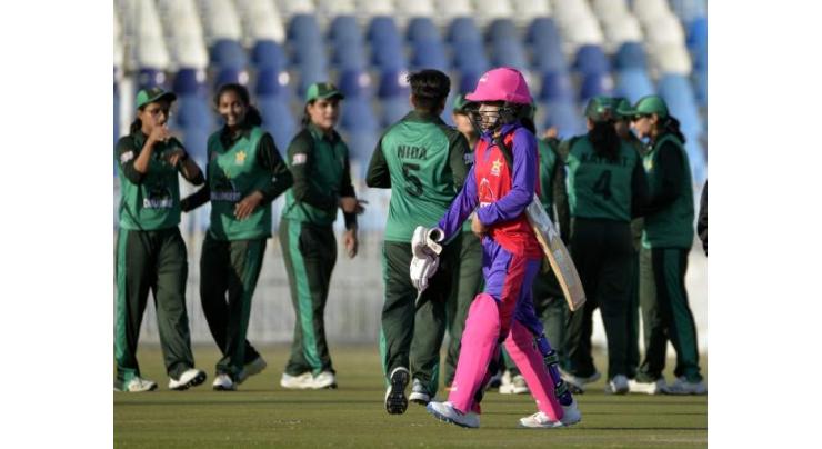 PCB challengers overcomes PCB blasters by five runs
