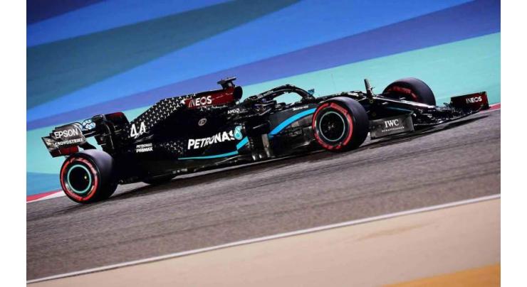 Lewis Hamilton takes Bahrain Grand Prix pole
