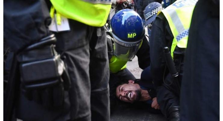 Over 60 Participants of Anti-Lockdown Protest Detained in UK Capital - London Police
