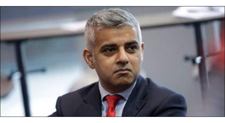 London Mayor Urges People to Follow Rules as UK Capital Enters COVID-19 Tiered System