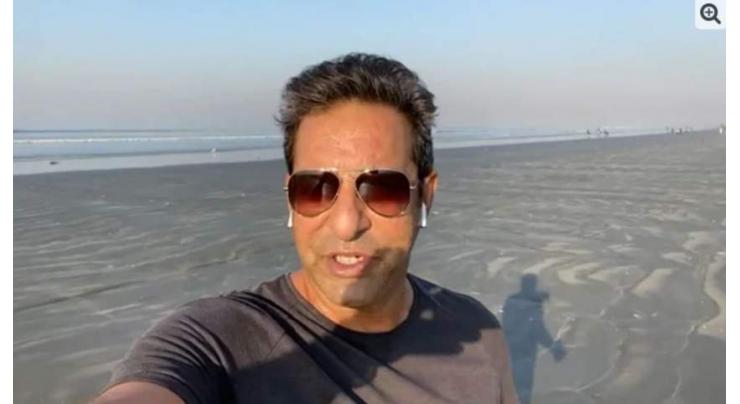 Wasim Akram is happy over clean-beach of Karachi