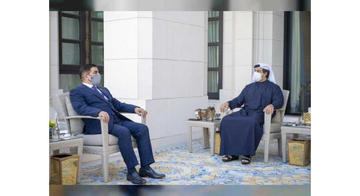 Mansour bin Zayed receives Iraqi Defence Minister