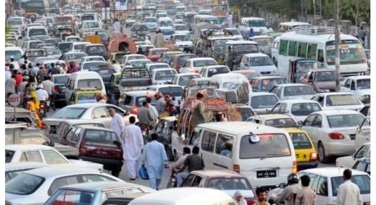 Meeting discusses Lahore's beautification, traffic issues
