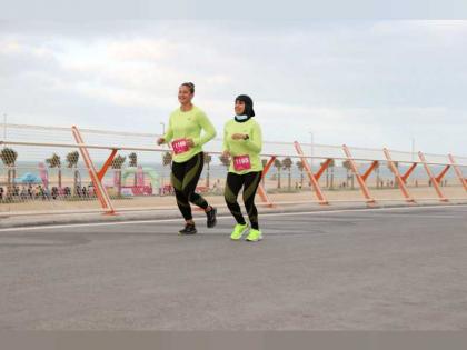 انطلاق النسخة السابعة من سباق أكاديمية فاطمة بنت مبارك للجري من شاطئ الحديريات