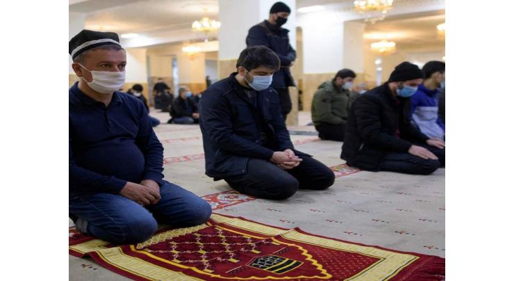 Tajik mosques reopen as government claims coronavirus win
