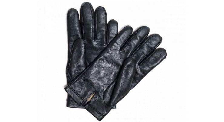 Leather gloves exports grew by 10.34%
