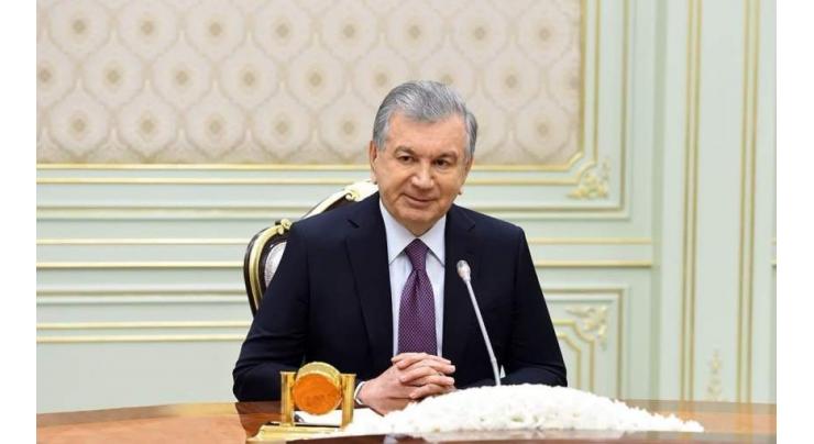 Uzbek president approves change of elections date
