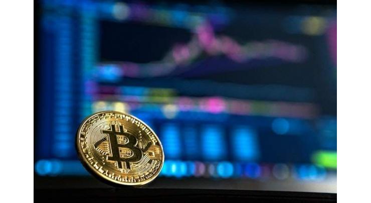 Stocks struggle but bitcoin shines
