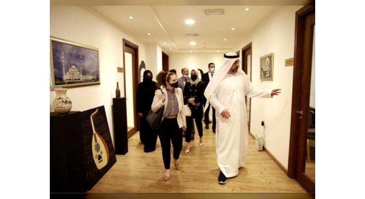 U.S. Consulate General delegation visits Fujairah Fine Arts Academy