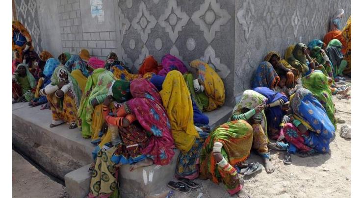 172 families of Tharparkar get compensation cheques
