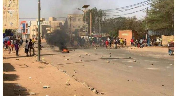 Two dead in Niger election unrest, opposition figure sought
