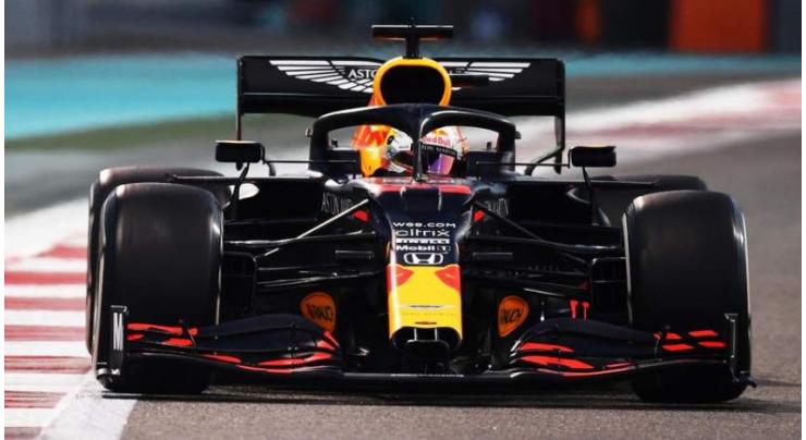 Verstappen 'not thinking' about succeeding Hamilton ahead of F1 season
