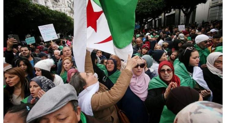 Algeria anti-govt protesters hit streets after year-long hiatus
