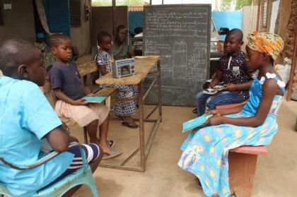 مركز الملك سلمان للإغاثة ينفذ برامج إنسانية وأنشطة متنوعة للأطفال في بوركينا فاسو