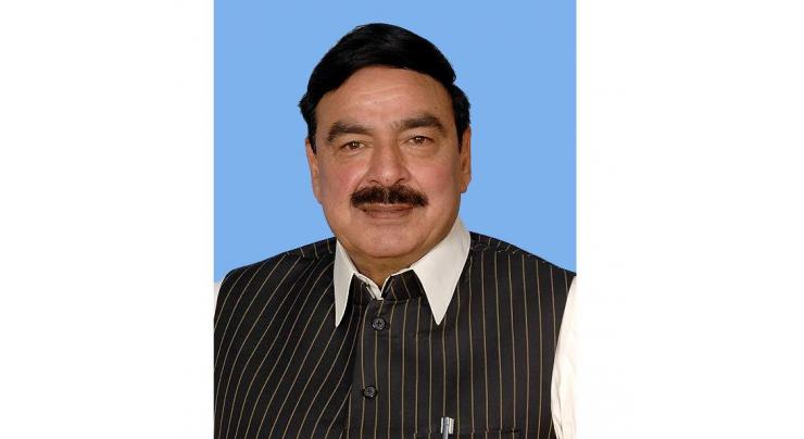 Interior Minister Sheikh Rashid Ahmed takes notice of  firing on policemen
