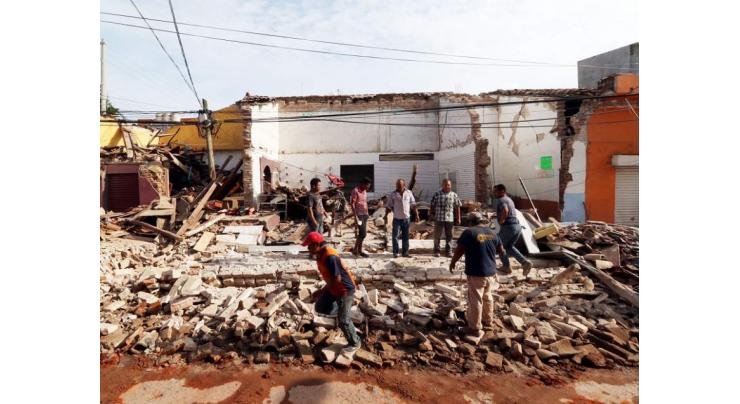 False alarm sends Mexicans into street hours after quake
