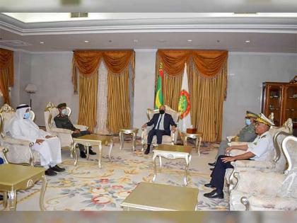 الرئيس الموريتاني يستقبل رئيس أركان القوات المسلحة ويمنحه &quot;وسام كوماندور في نظام الاستحقاق الوطني&quot;