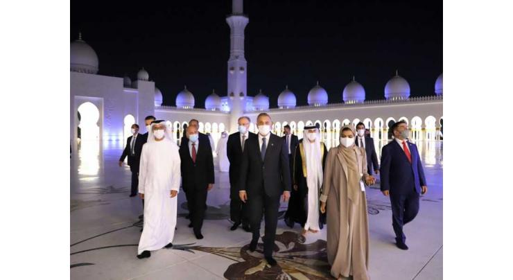 Prime Minister of Iraq visits Sheikh Zayed Grand Mosque