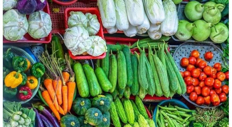 "Insaf Sasti Mobile Shops" introduced to provide fruits, vegetables on govt rates: AC
