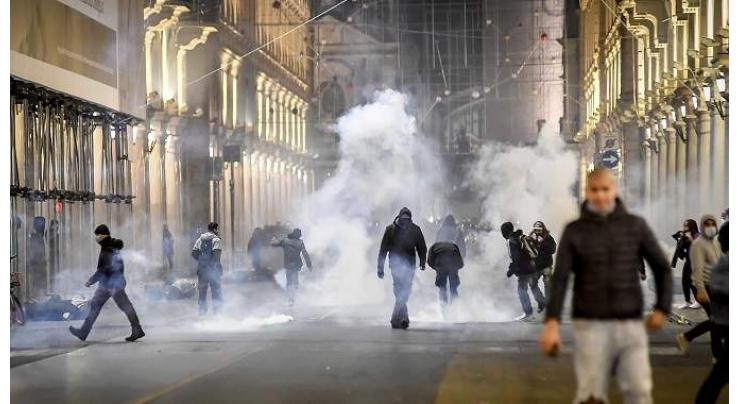 Italian Police Officer Injured as Protests Against COVID-19 Measures in Rome Turn Violent
