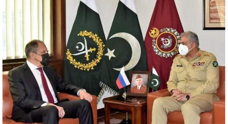 Russian Foreign Minister calls on Army Chief
