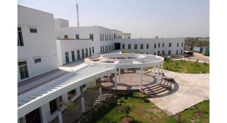 District administration decides to handover Abdullah Shah Medical Complex to GIMS administration

