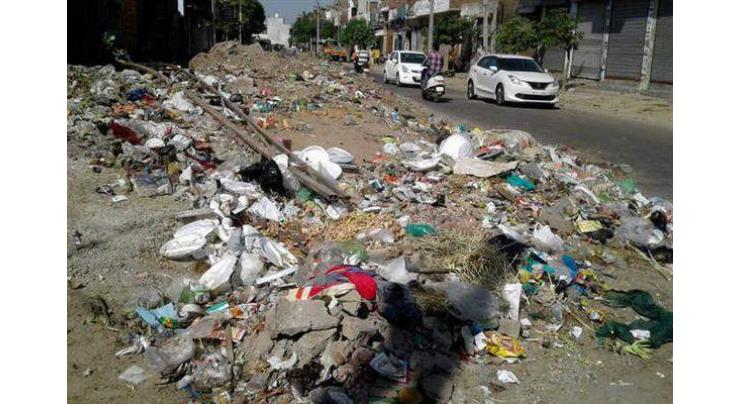 Dumping of garbage irk residents
