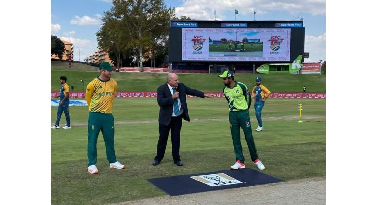 Pakistan bowl in third T20 international against South Africa
