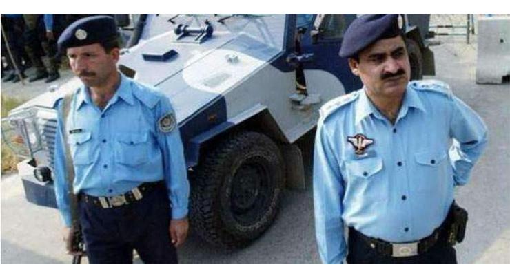 Islamabad police holds farewell  for two outgoing inspectors
