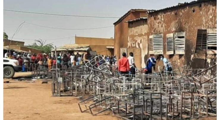 Niger mourns death of 20 children in school blaze
