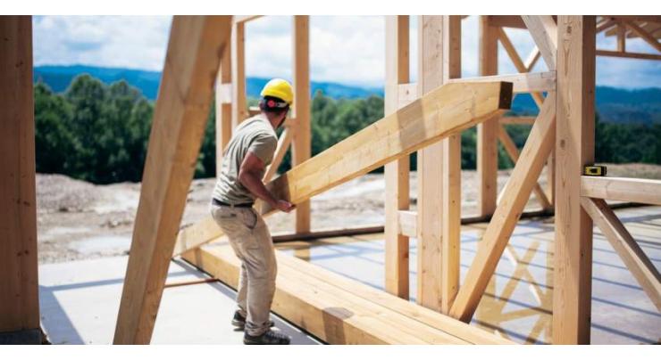 US March homebuilding rebounds sharply from storm-caused plunge
