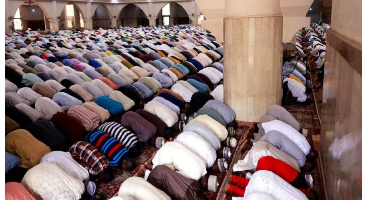 Worshipers sought Almighty's mercy from pandemic on first Friday of Ramzan
