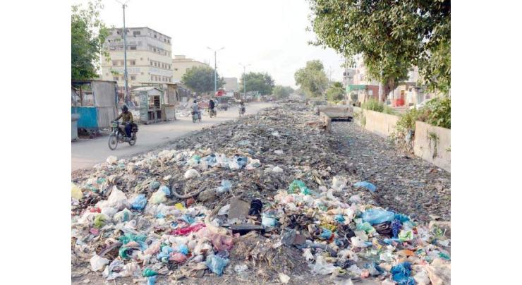 Heaps of garbage irk residents in Dheri Hassanabdal
