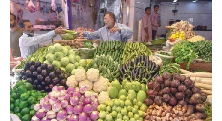 DC Lakki visits vegetable markets
