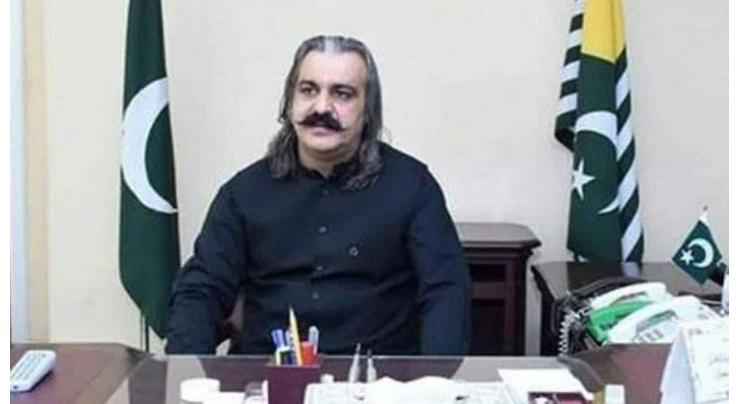 Gandapur strongly condemns insulting attitude of Khaqan towards NA Speaker
