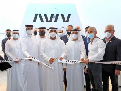 أحمد بن سعيد يفتتح عيادات أڤيڤ الطبية في دبي 